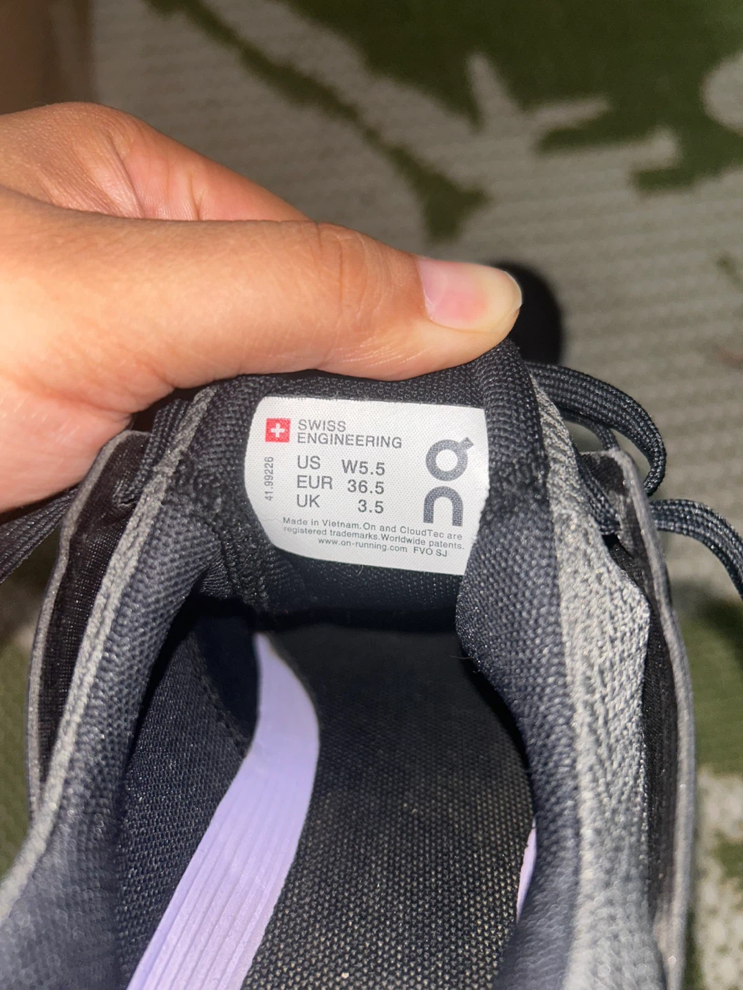 On Swiss Engineering Women's Running Shoes W5.5 - photo 3