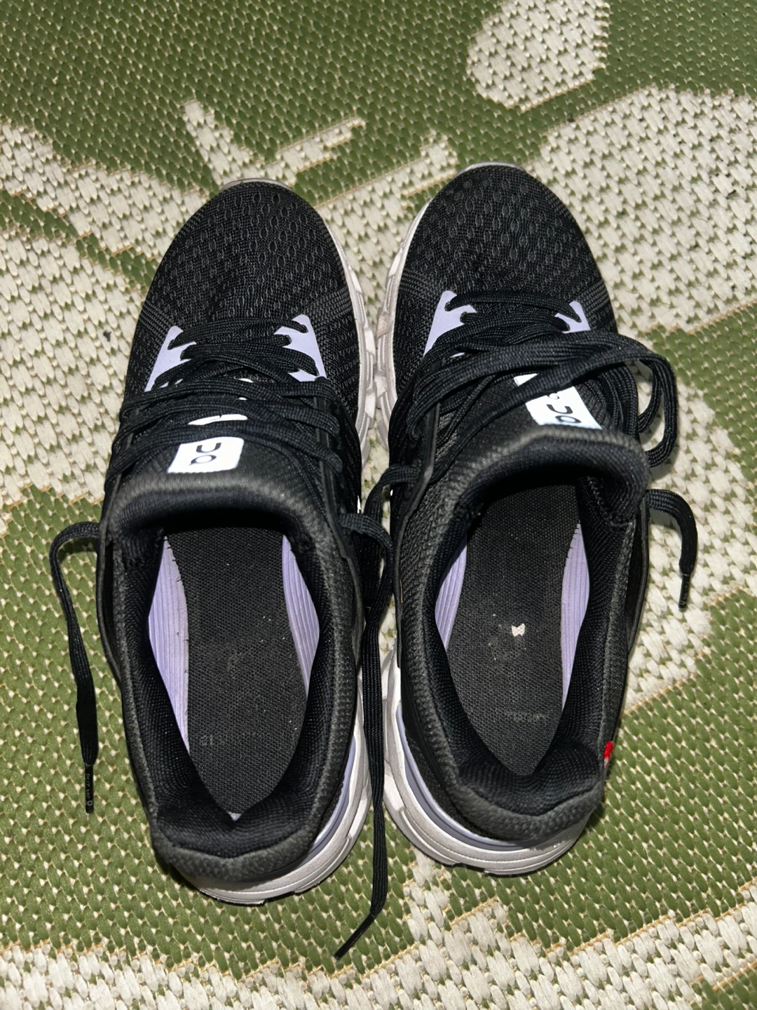 On Swiss Engineering Women's Running Shoes W5.5