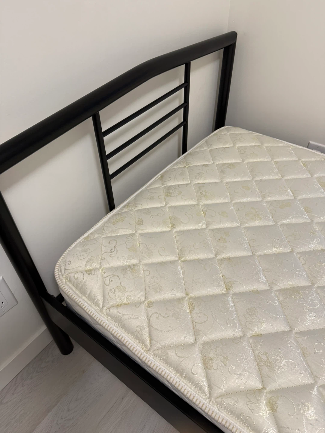 Twin Size Bed Frame & Mattress - photo 2