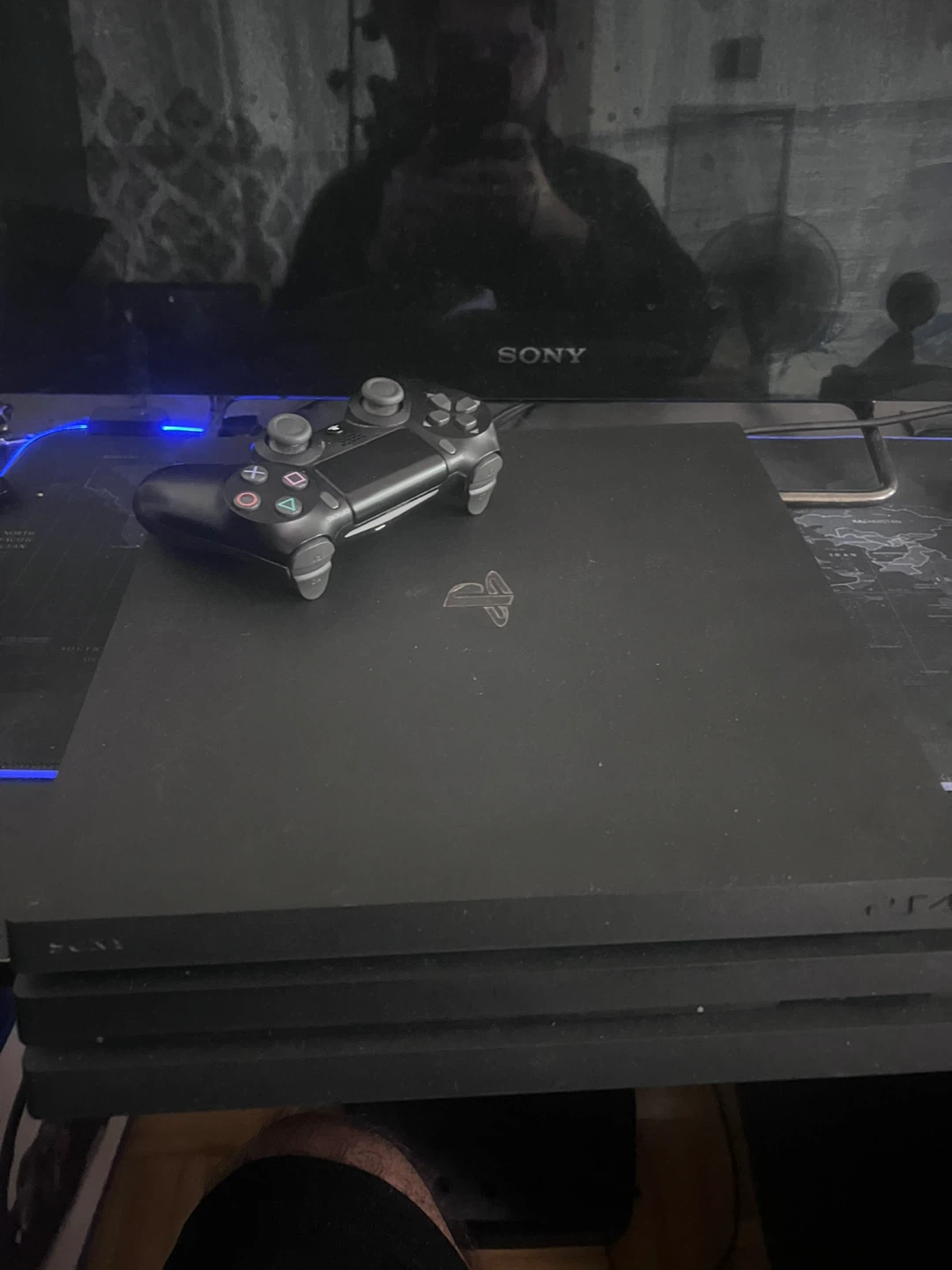 PlayStation 4 Pro Console & Controller - photo 3