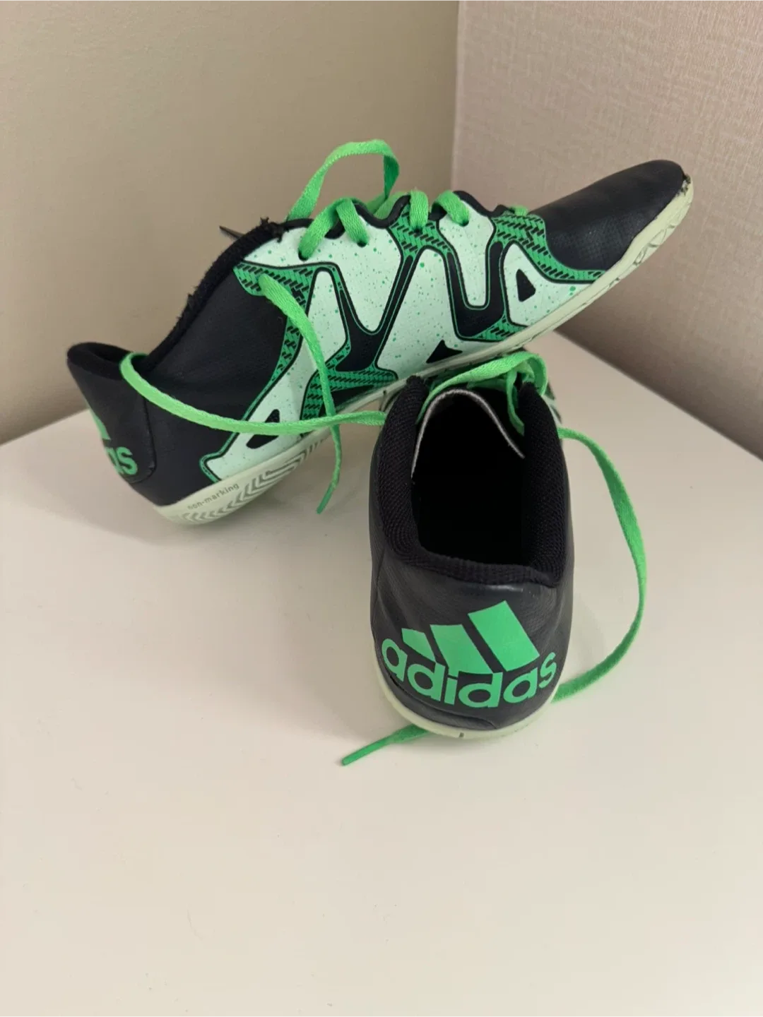 Adidas Woman’s Indoor Soccer Shoes - US 7.5 thumbnail