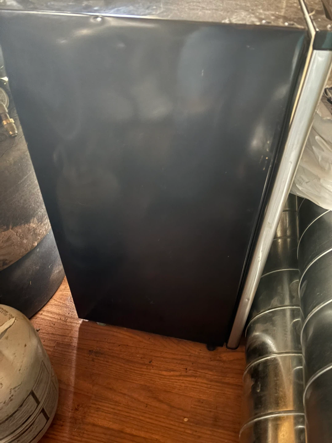 Magic Chef  Mini Fridge - photo 2