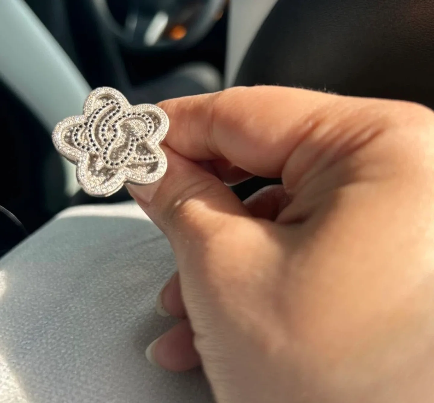 Flower Design Ring image indicator(2)