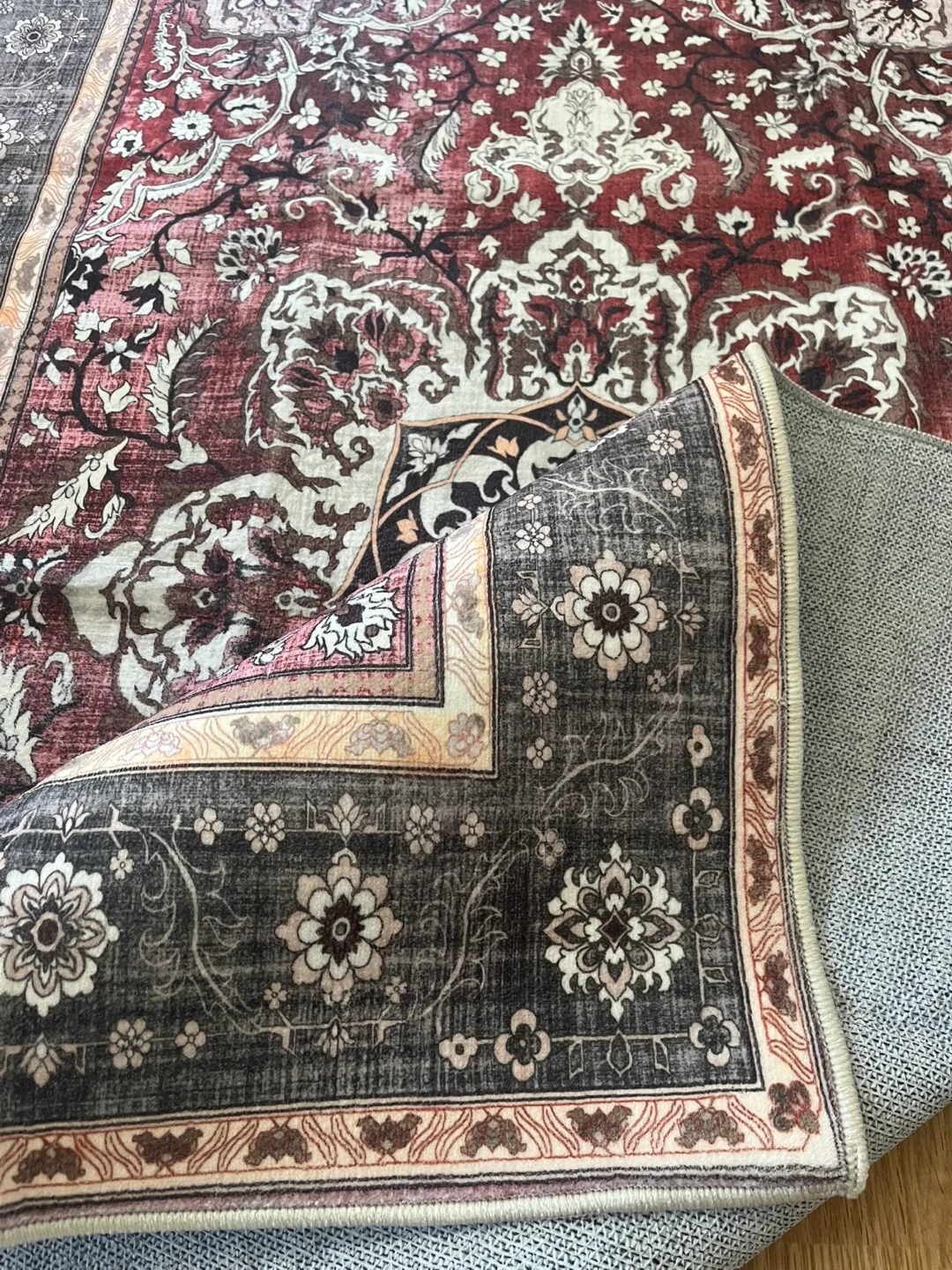 🥕 Brand New 3x5ft Area Rug – Floral Medallion Design image indicator(2)