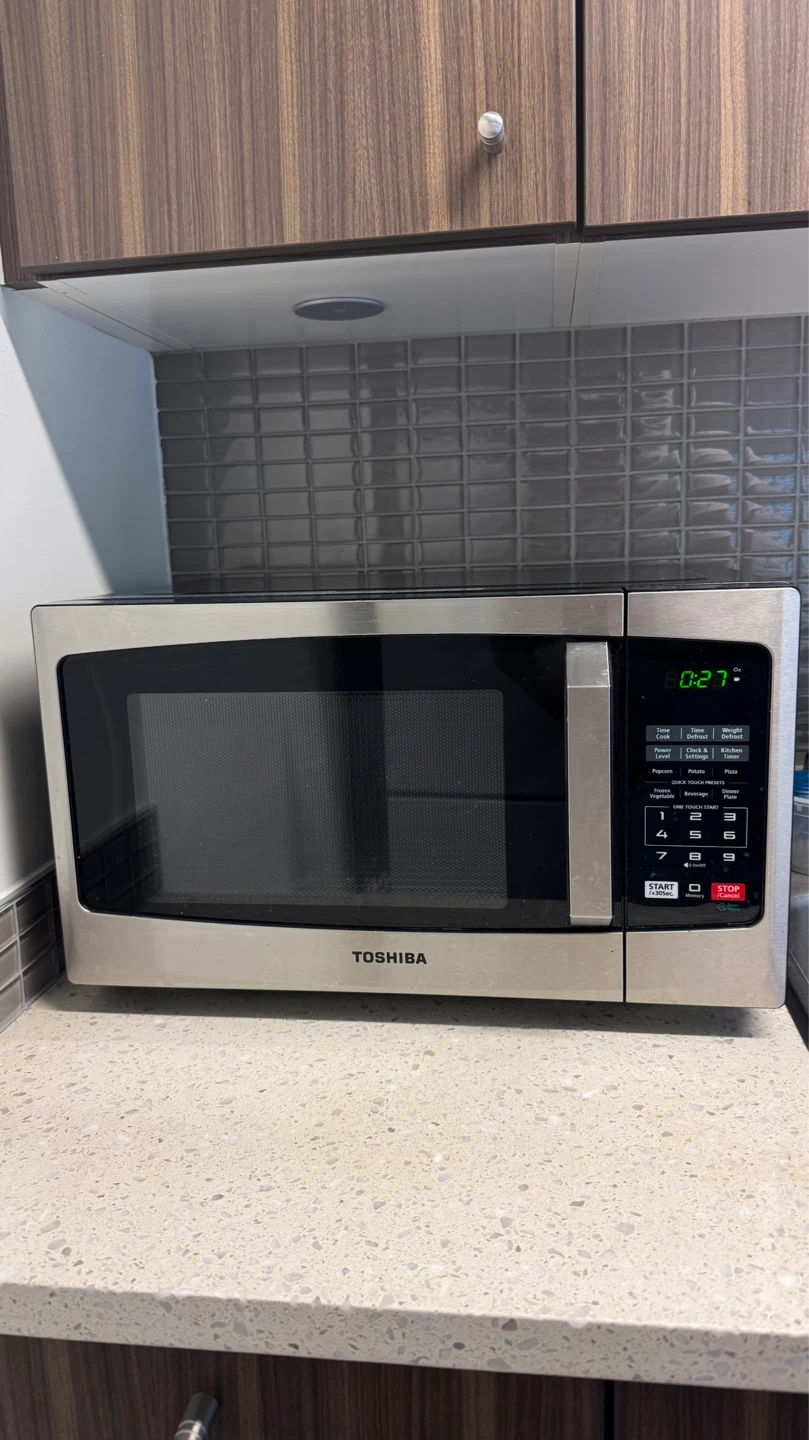 Toshiba New Microwave Oven