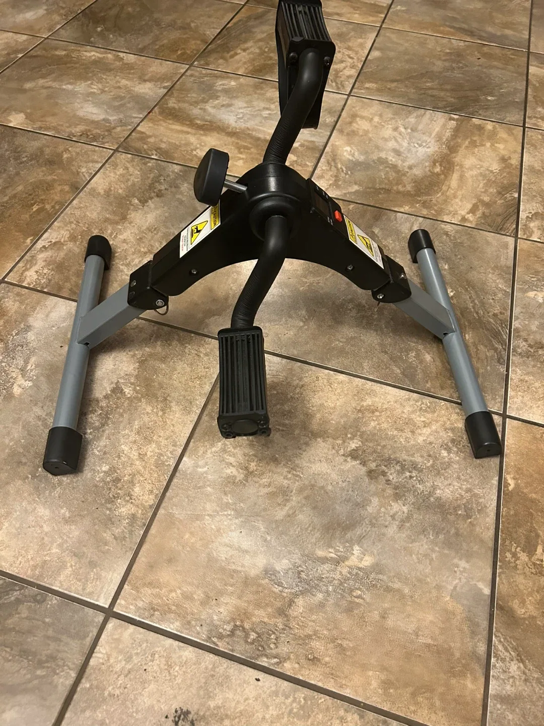 Portable Under Desk Bike Pedal Exerciser image indicator(3)