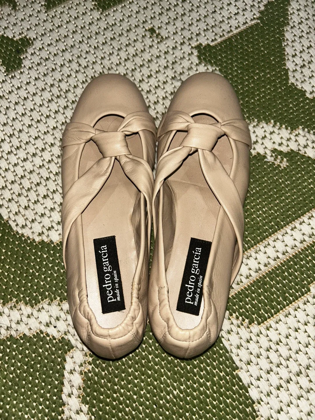 Pedro Garcia Beige Leather Ballet Flats Size 5 thumbnail