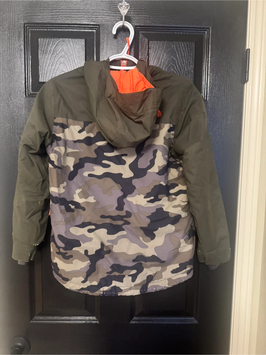 The North Face Boy's Camo Jacket - Size M (10/12) - photo 4