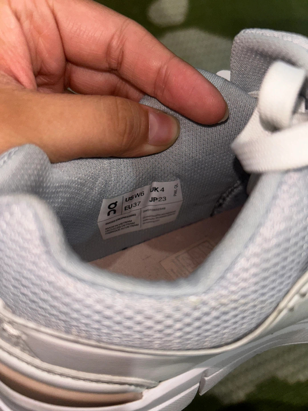 On Roger Advantage Women's US 6 White Tennis Shoes - photo 3
