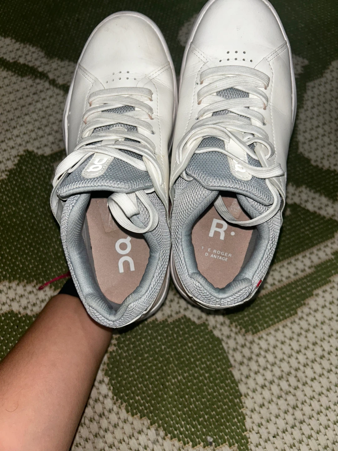 On Roger Advantage Women's US 6 White Tennis Shoes - photo 5