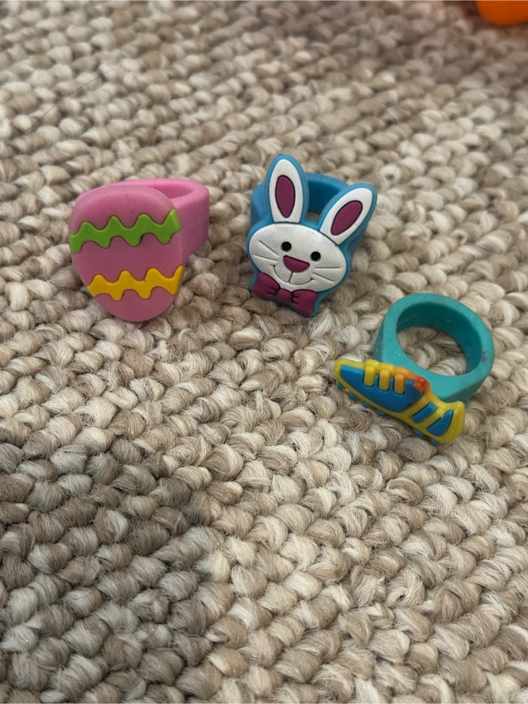 Mixed Lot of Toys and Accessories - photo 2