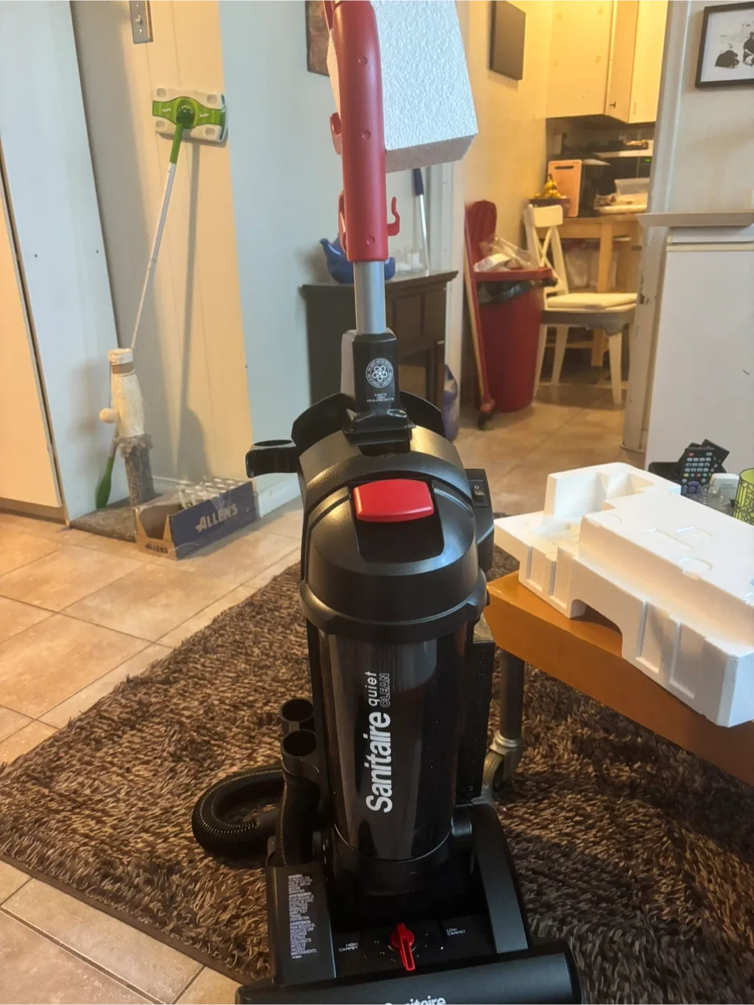 Sanitaire Quiet Clean Vacuum image indicator(2)