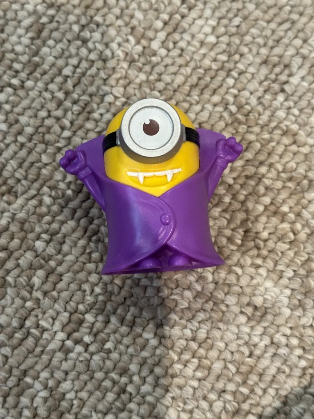 Mixed Lot of Toy Figures thumbnail