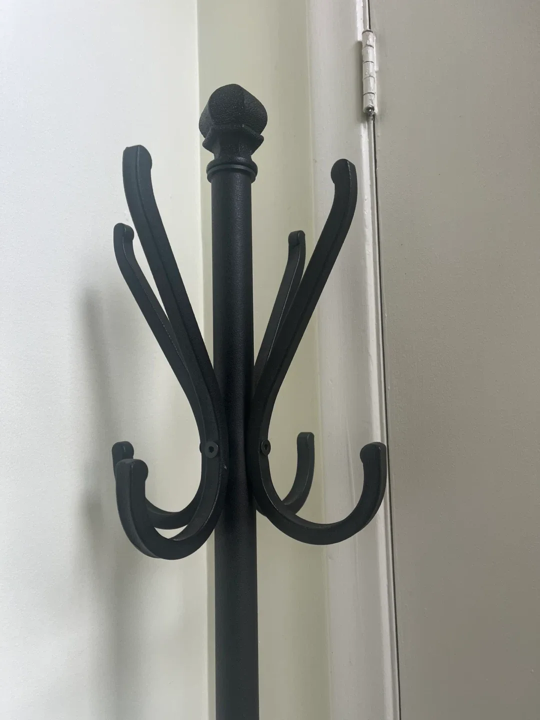 Metal coat hanger image indicator(2)