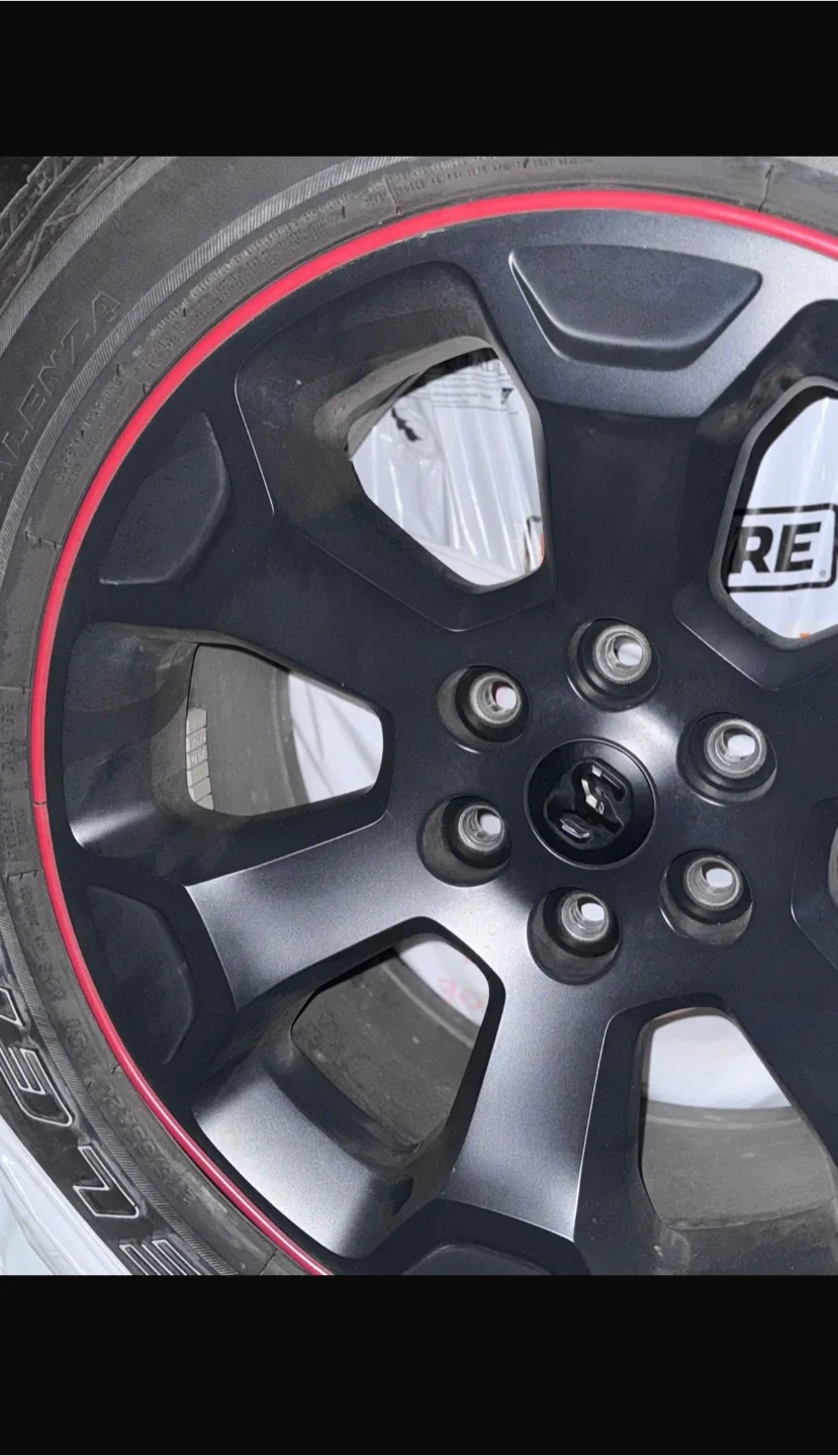 Dodge Ram 1500 OEM Bridgestone Dueler H/L Tires image indicator(9)