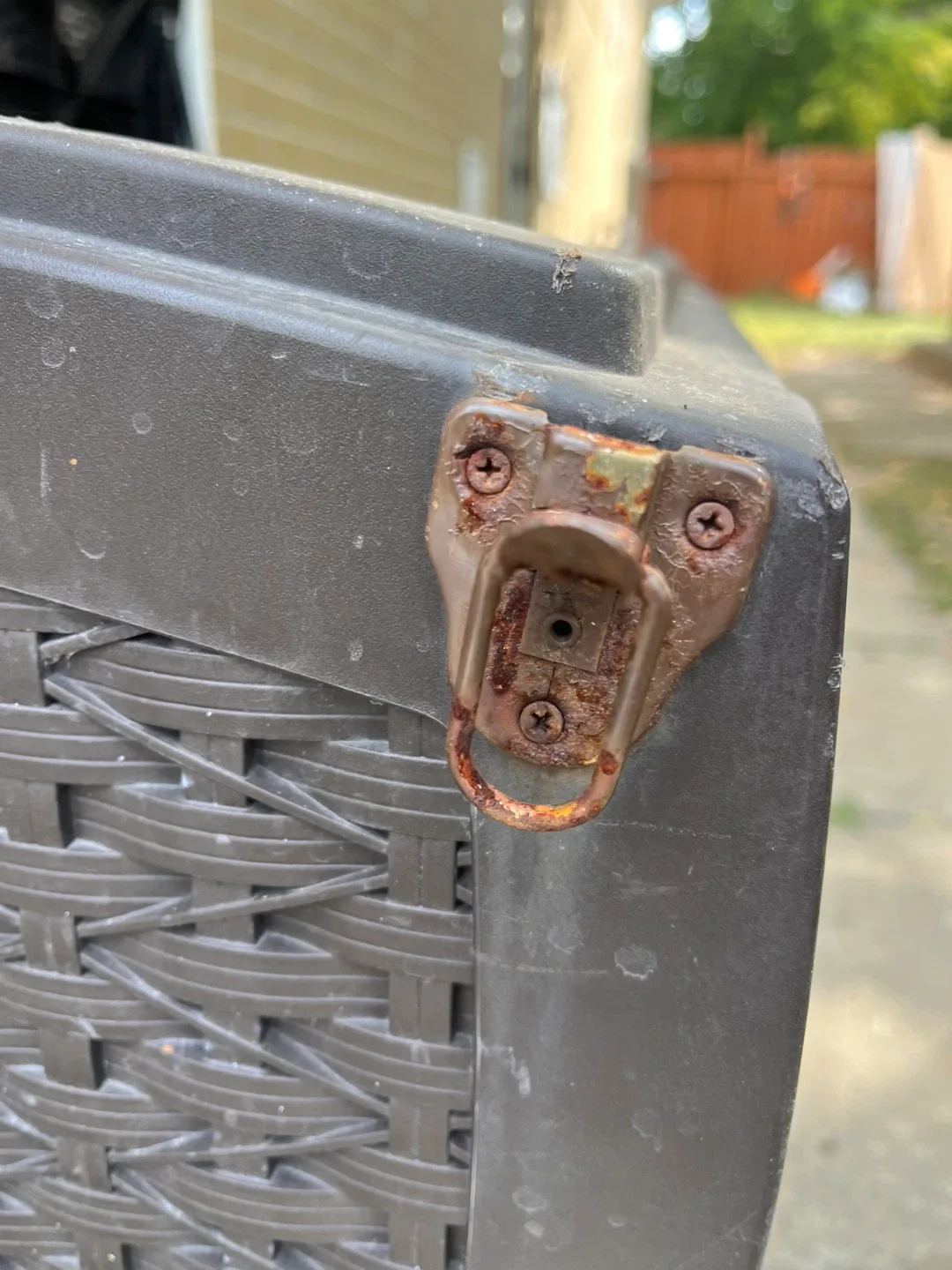 Brown Outdoor Storage Deck Box image indicator(3)