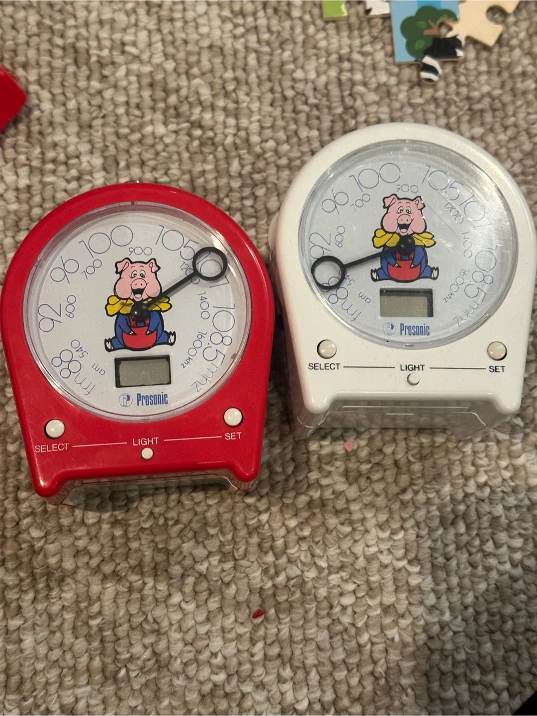 Prosonic Piggy Alarm Clock - Red and White thumbnail