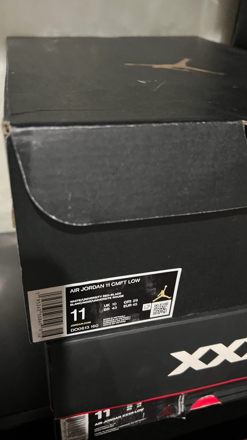 Air Jordan 11 CMFT Low White/Black Size 11 - photo 4