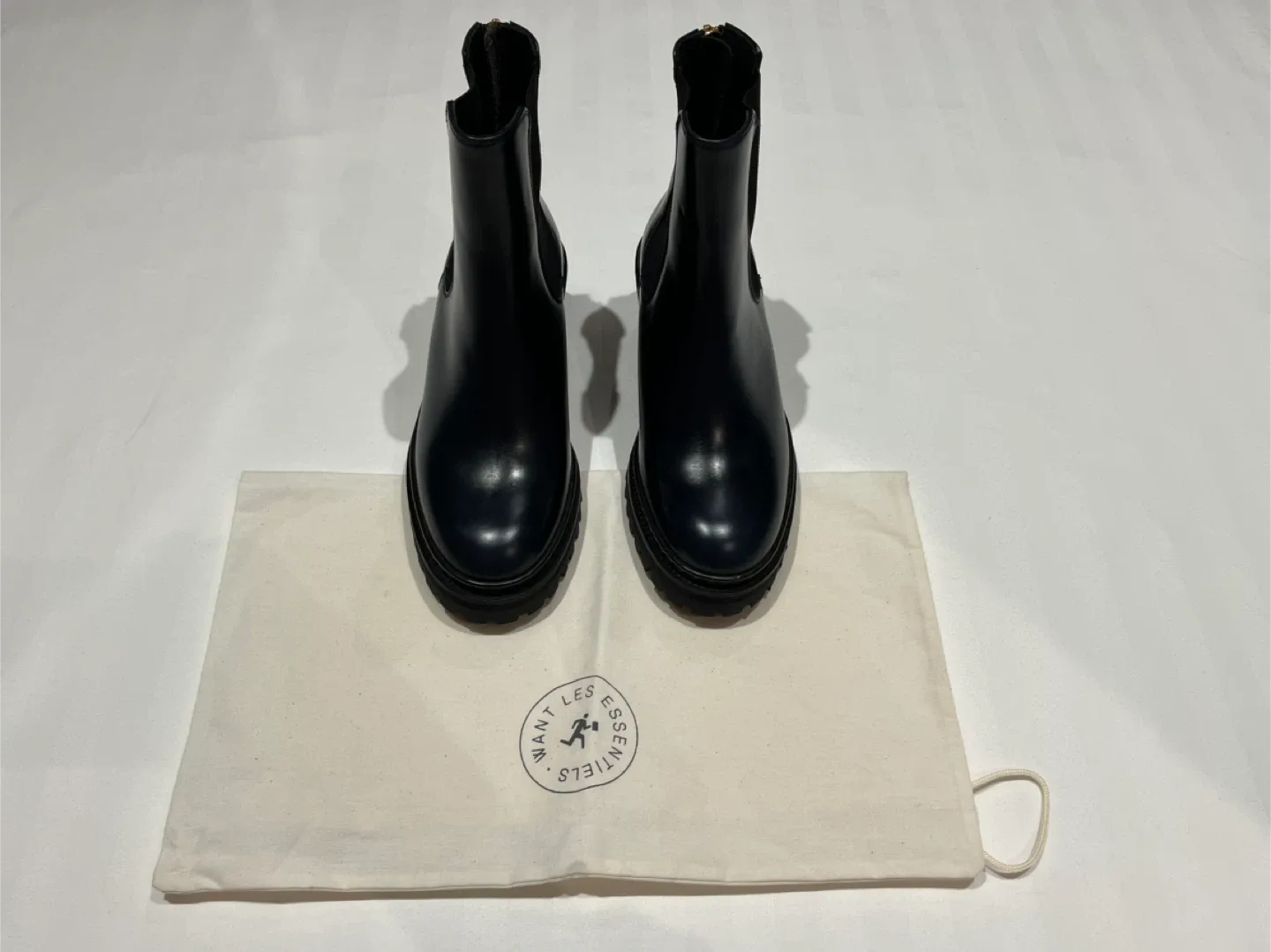 NEW WANT Les Essentiels W37 Navy Ankle Boots image indicator(5)