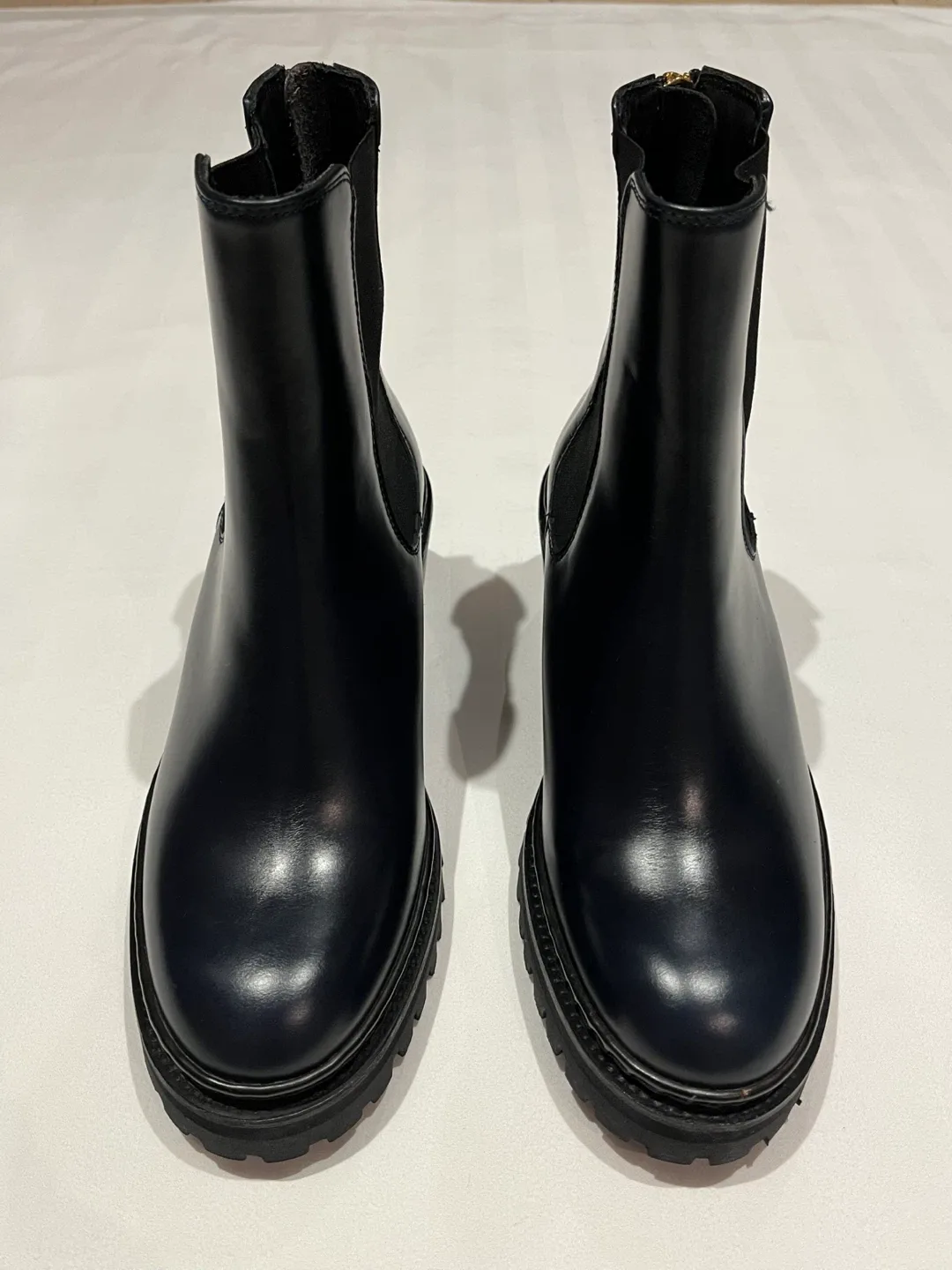 NEW WANT Les Essentiels W37 Navy Ankle Boots thumbnail