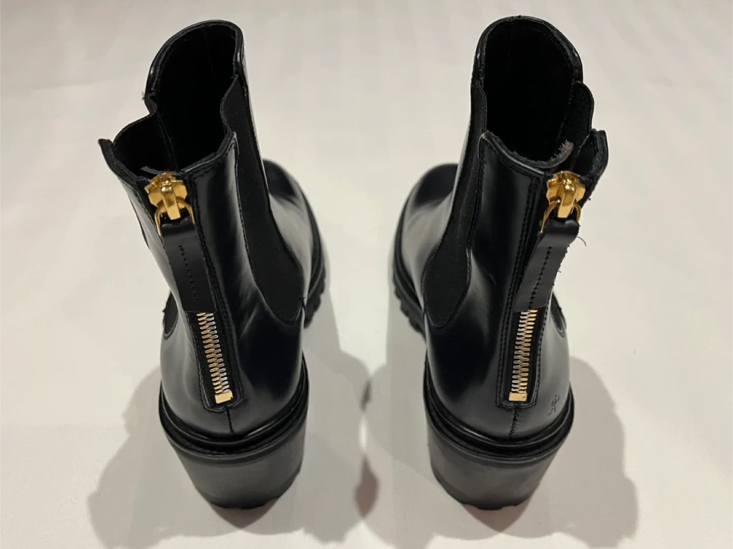 NEW WANT Les Essentiels W37 Navy Ankle Boots image indicator(3)