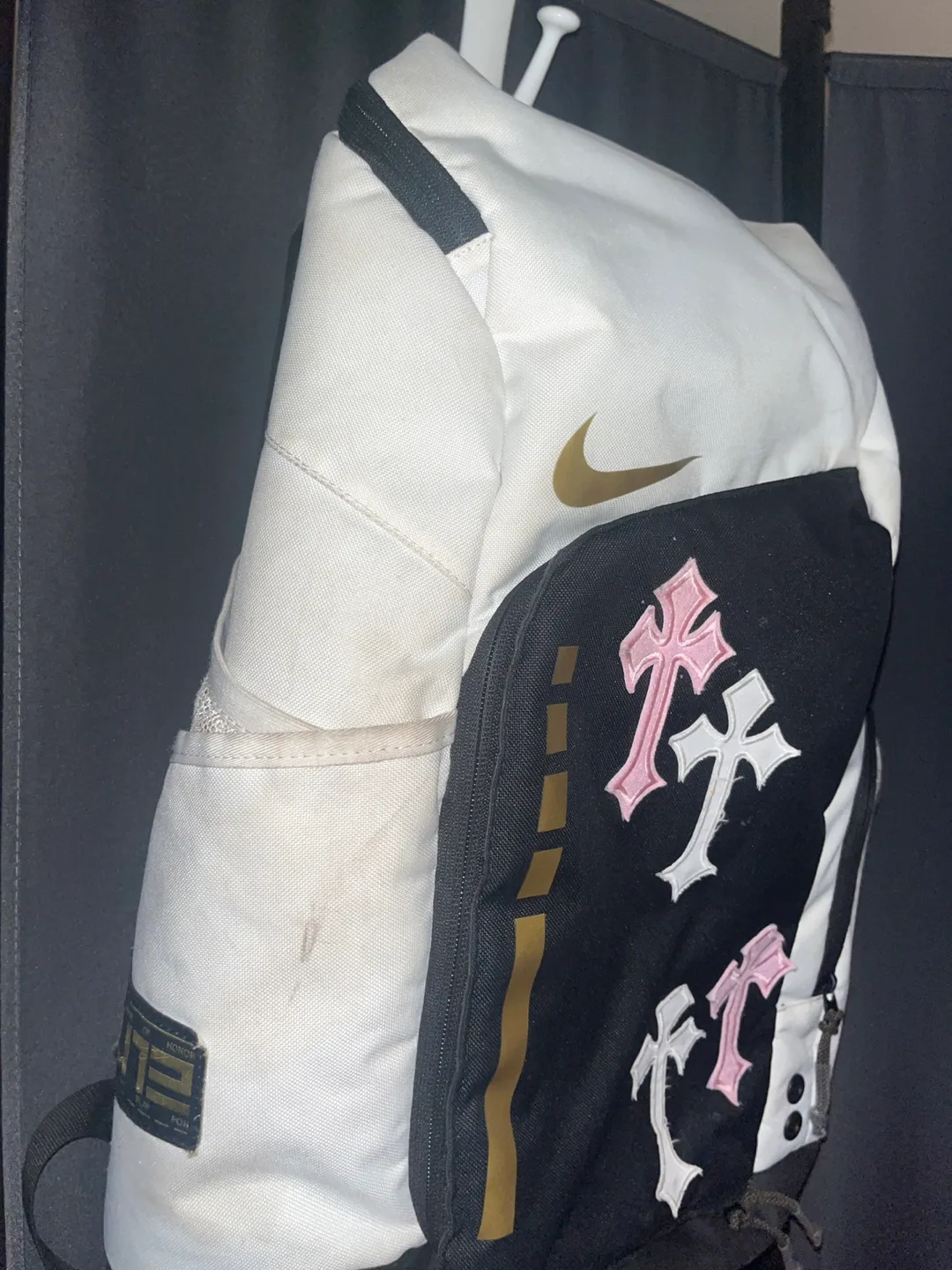 Nike Elite Backpack Customize image indicator(3)