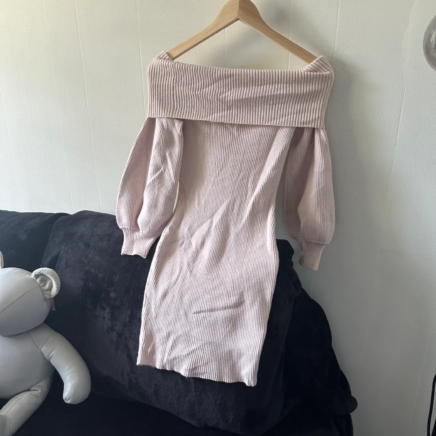 Soft pink off the shoulder knit mini dress image indicator(4)