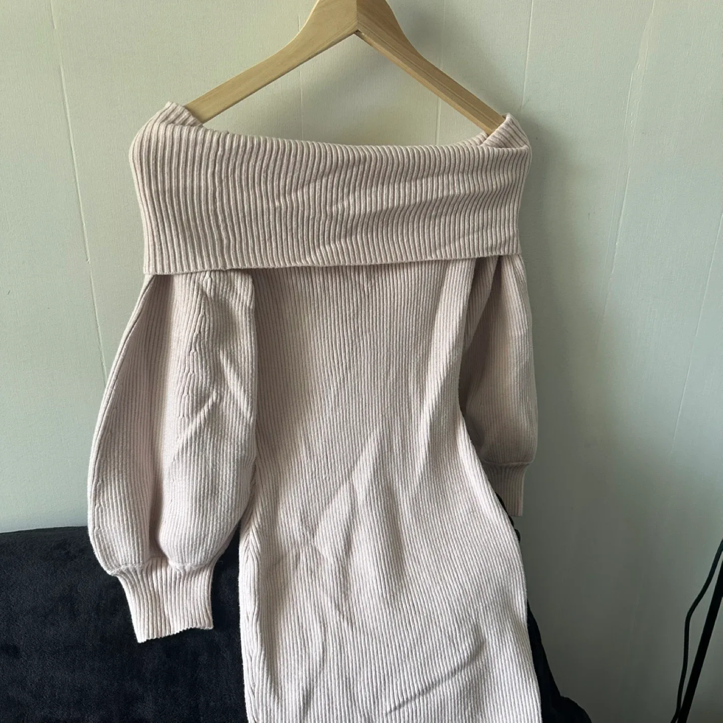 Soft pink off the shoulder knit mini dress image indicator(3)