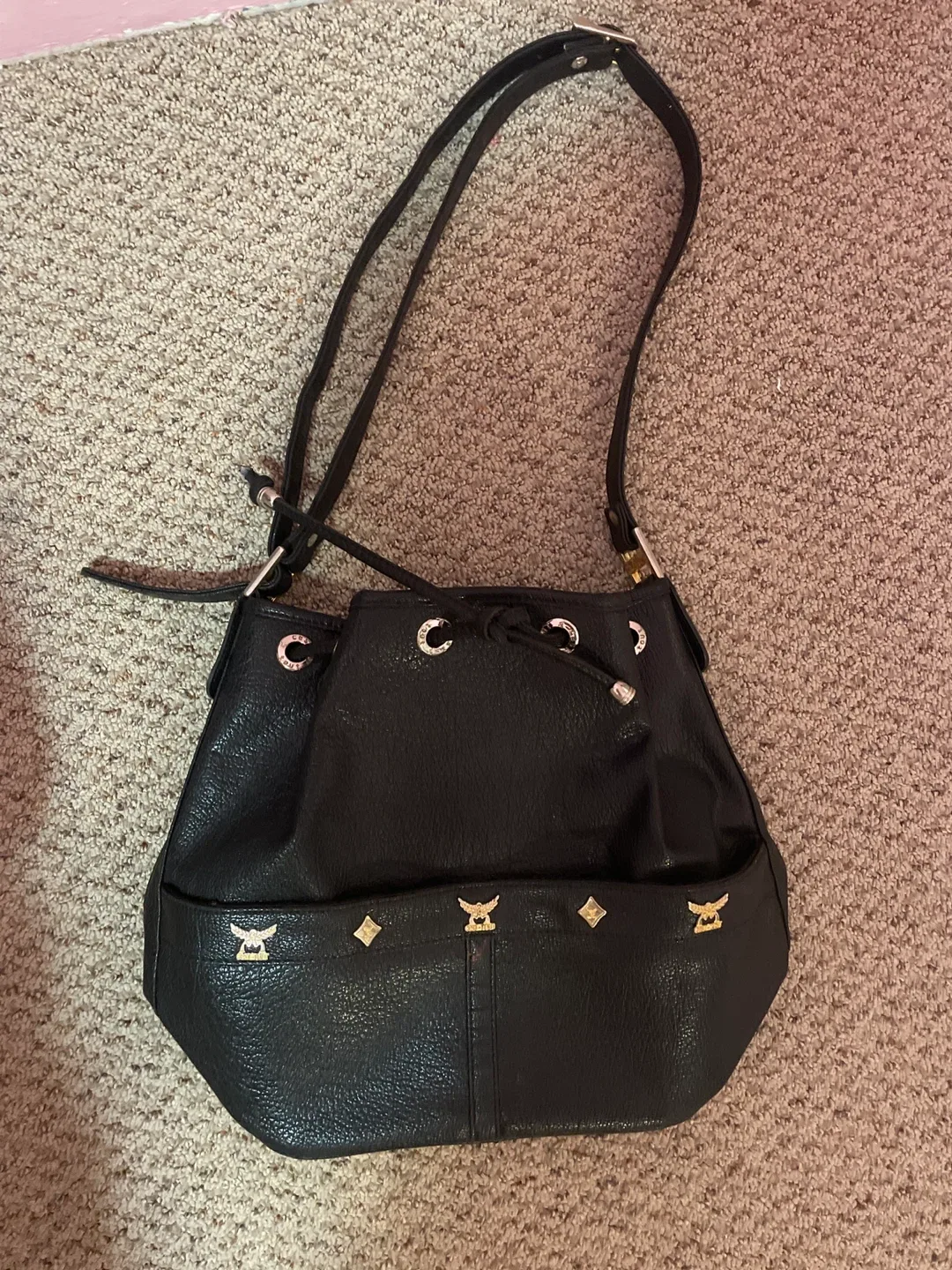 MCM Black Leather Bucket Bag image indicator(2)