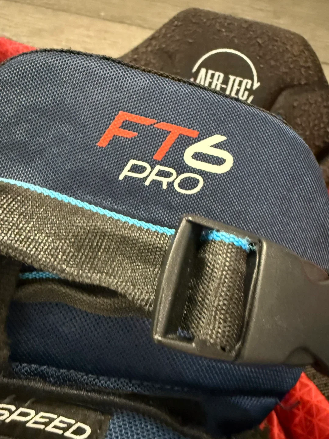 CCM FT6 Pro Hockey Pants - Adult Small image indicator(2)