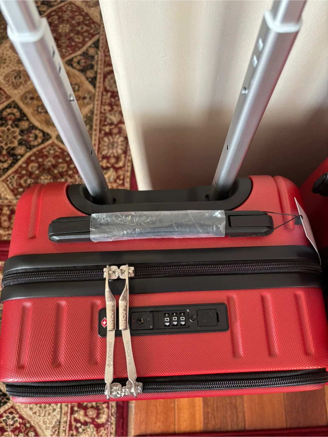 Cabin Bag with Builtin TSA-Approved Lock, USB & Type C Charging image indicator(5)