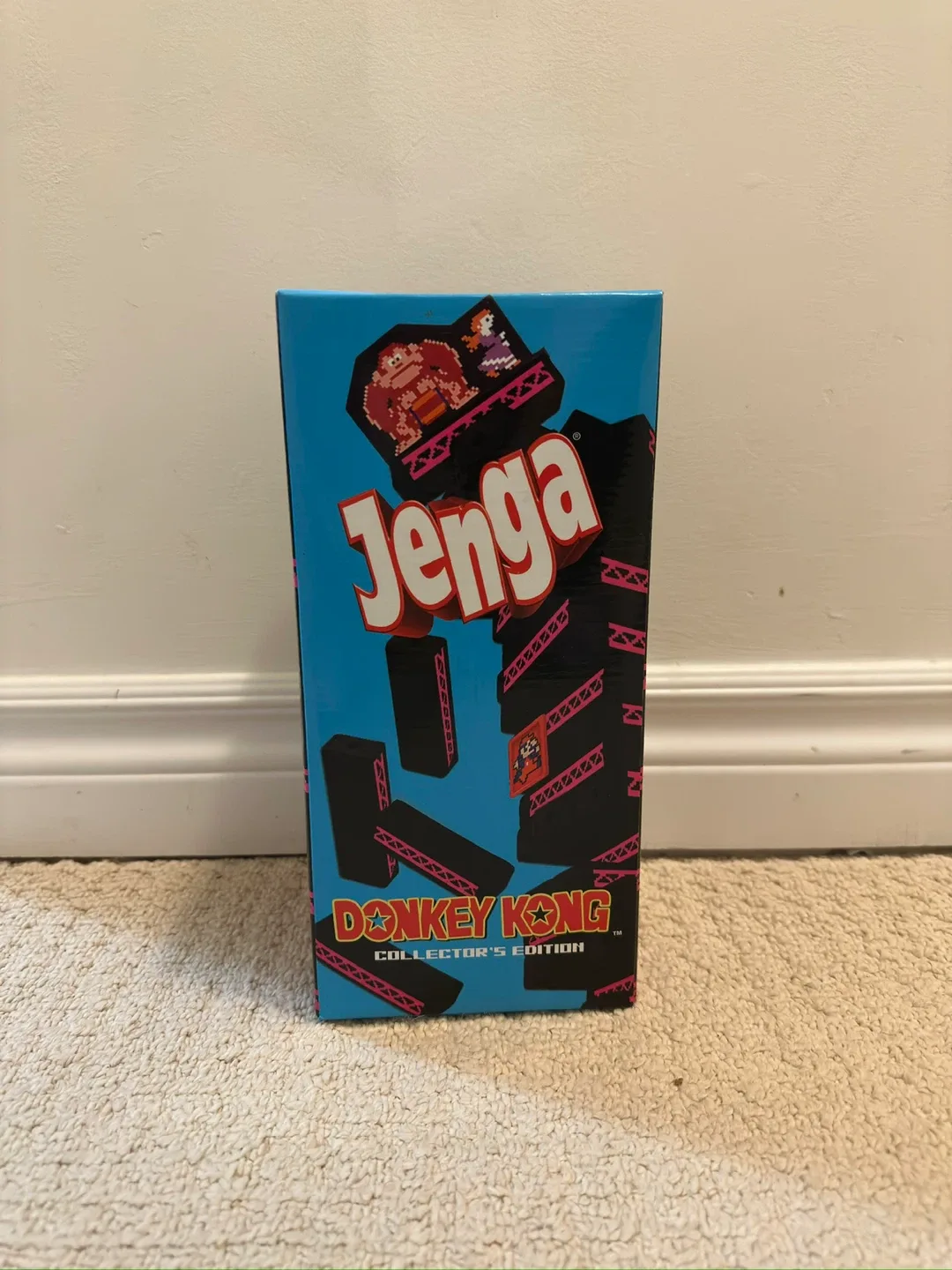 Donkey Kong Jenga Collector's Edition thumbnail