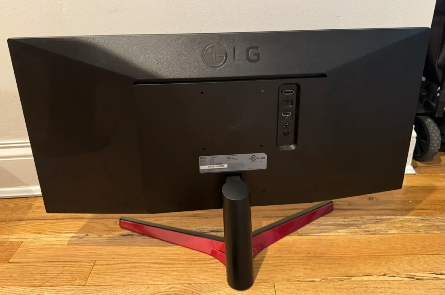 LG 29WP60G-B 29" UltraWide FHD HDR Monitor - photo 3
