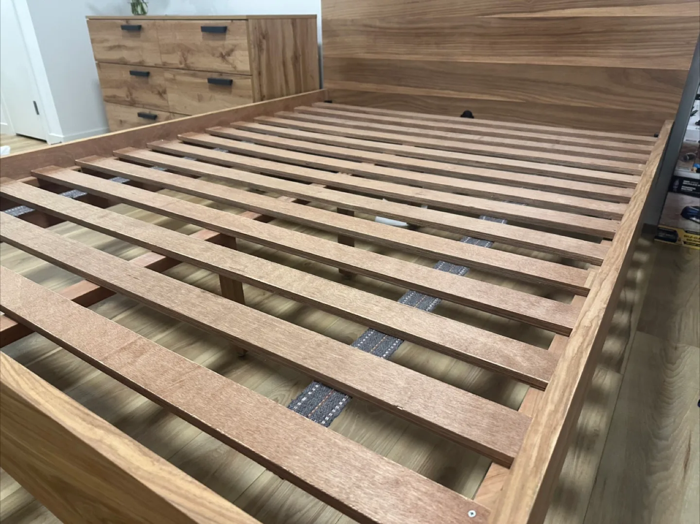 Wood Bed Frame Queen 🥕 image indicator(3)