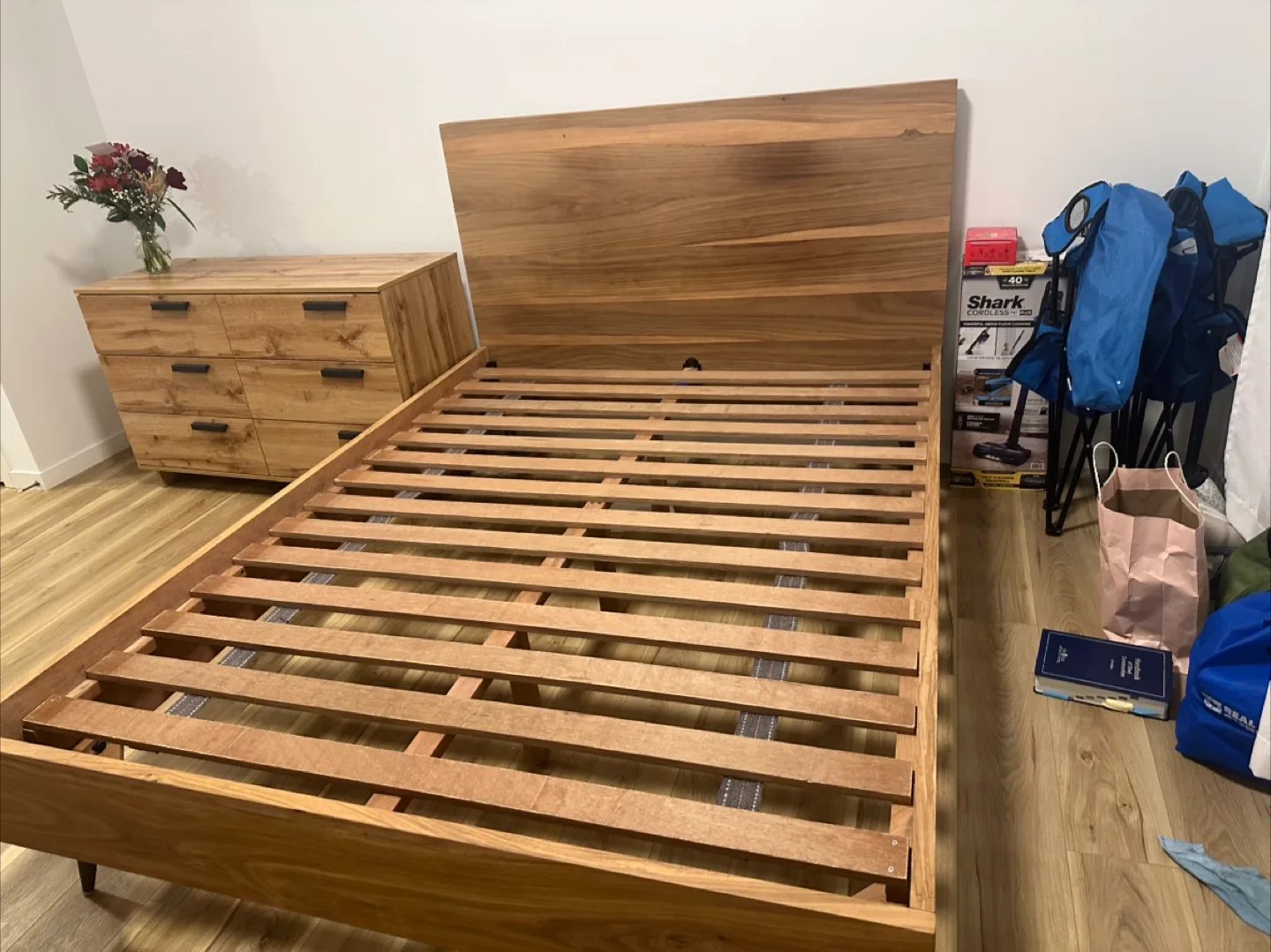 Wood Bed Frame Queen 🥕 image indicator(2)