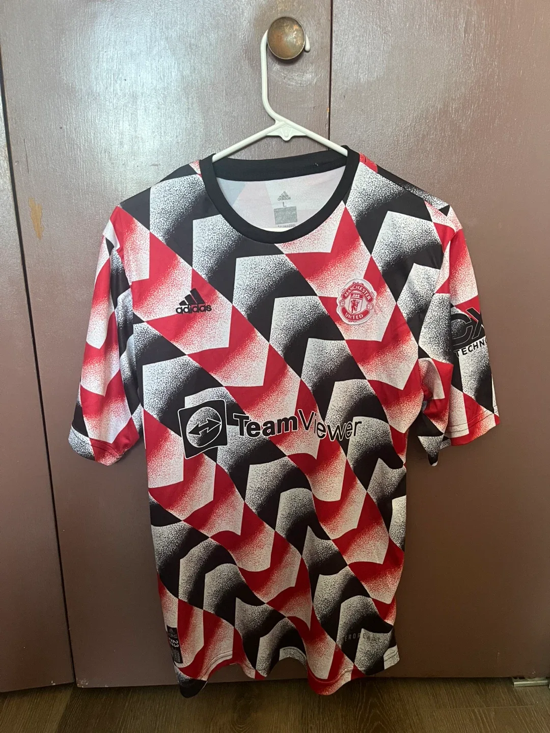Adidas Manchester United Ronaldo Jersey - Size L thumbnail