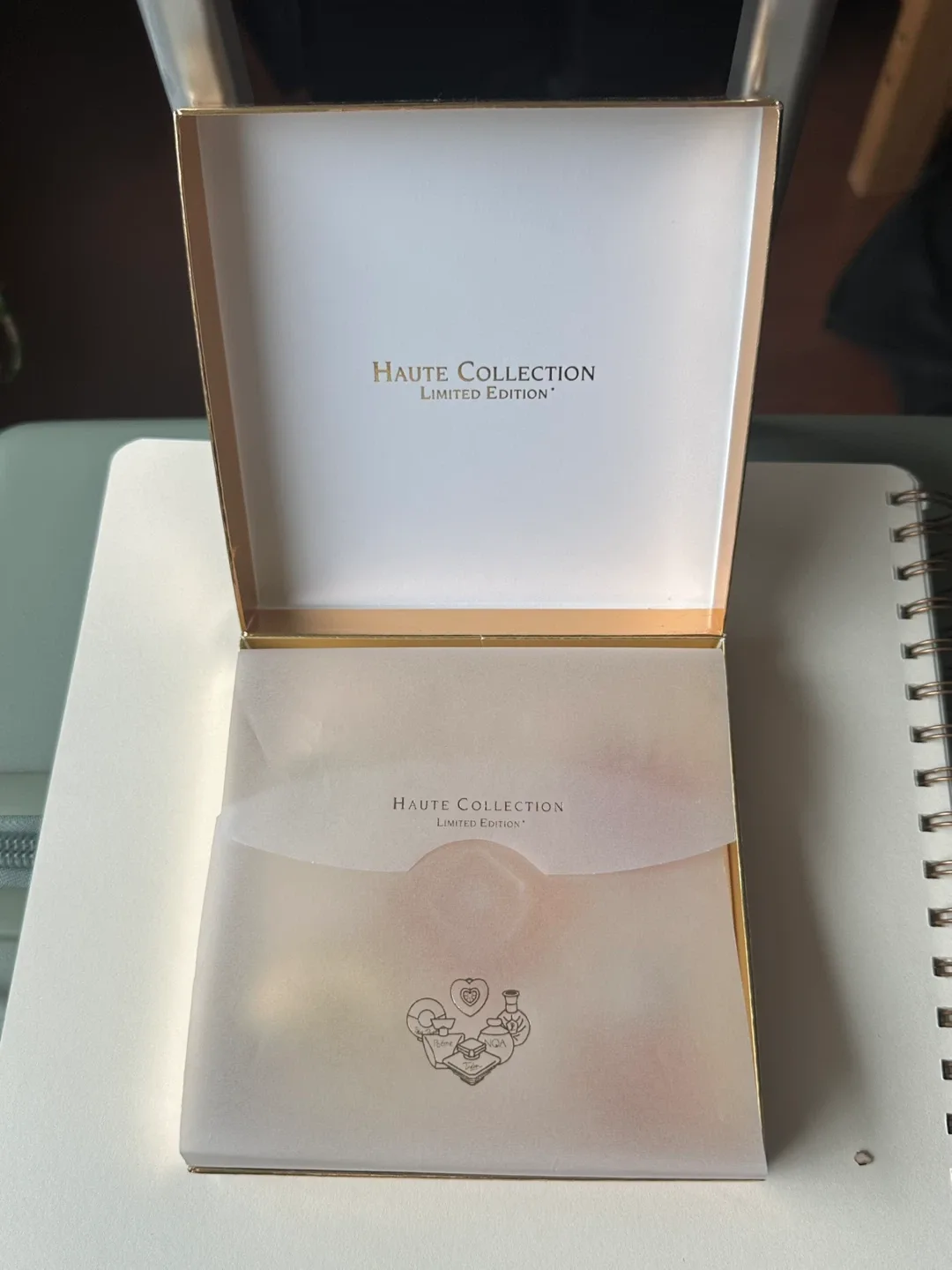 Lancôme Haute Collection Limited Edition Perfume Set image indicator(2)