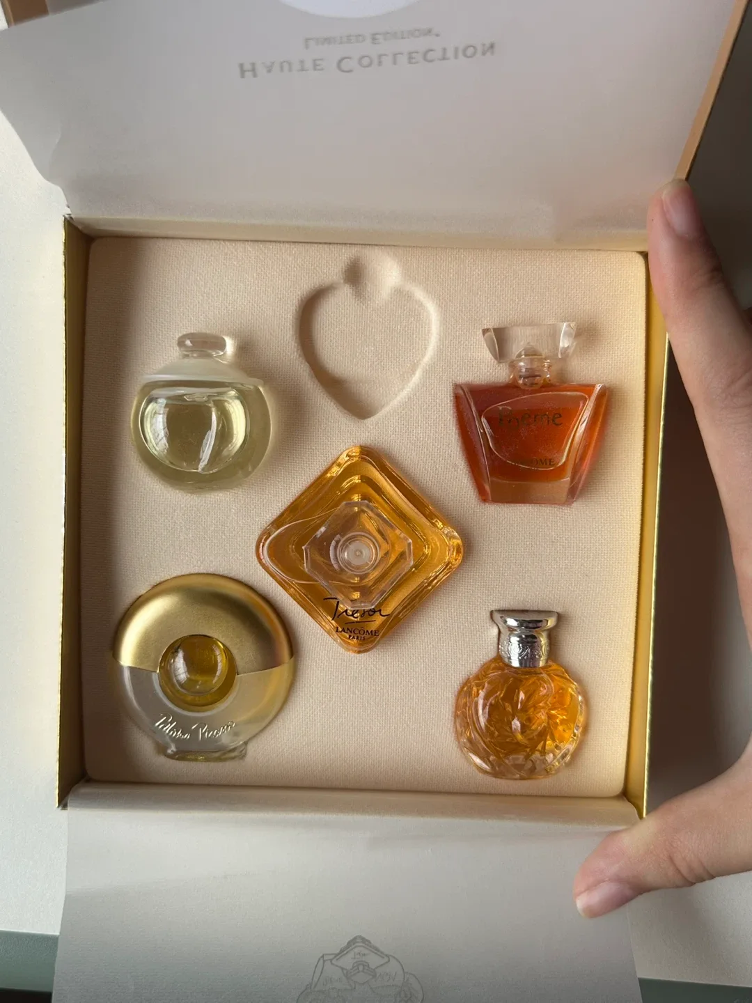 Lancôme Haute Collection Limited Edition Perfume Set image indicator(3)