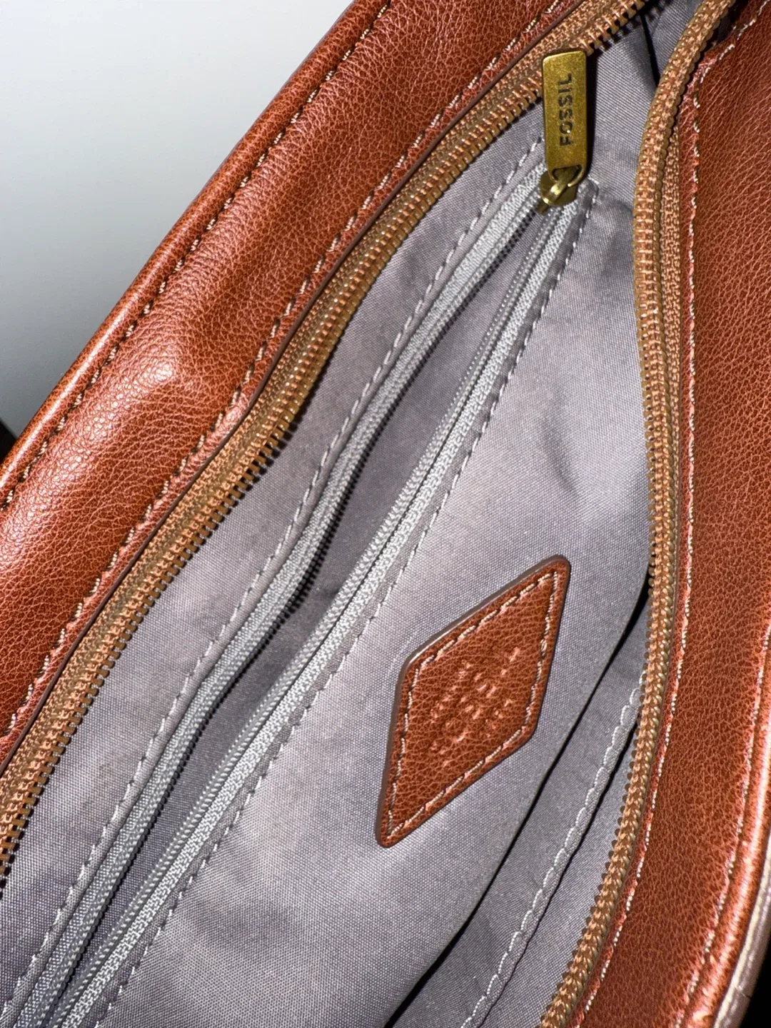 Fossil Brown Leather Crossbody Bag image indicator(4)