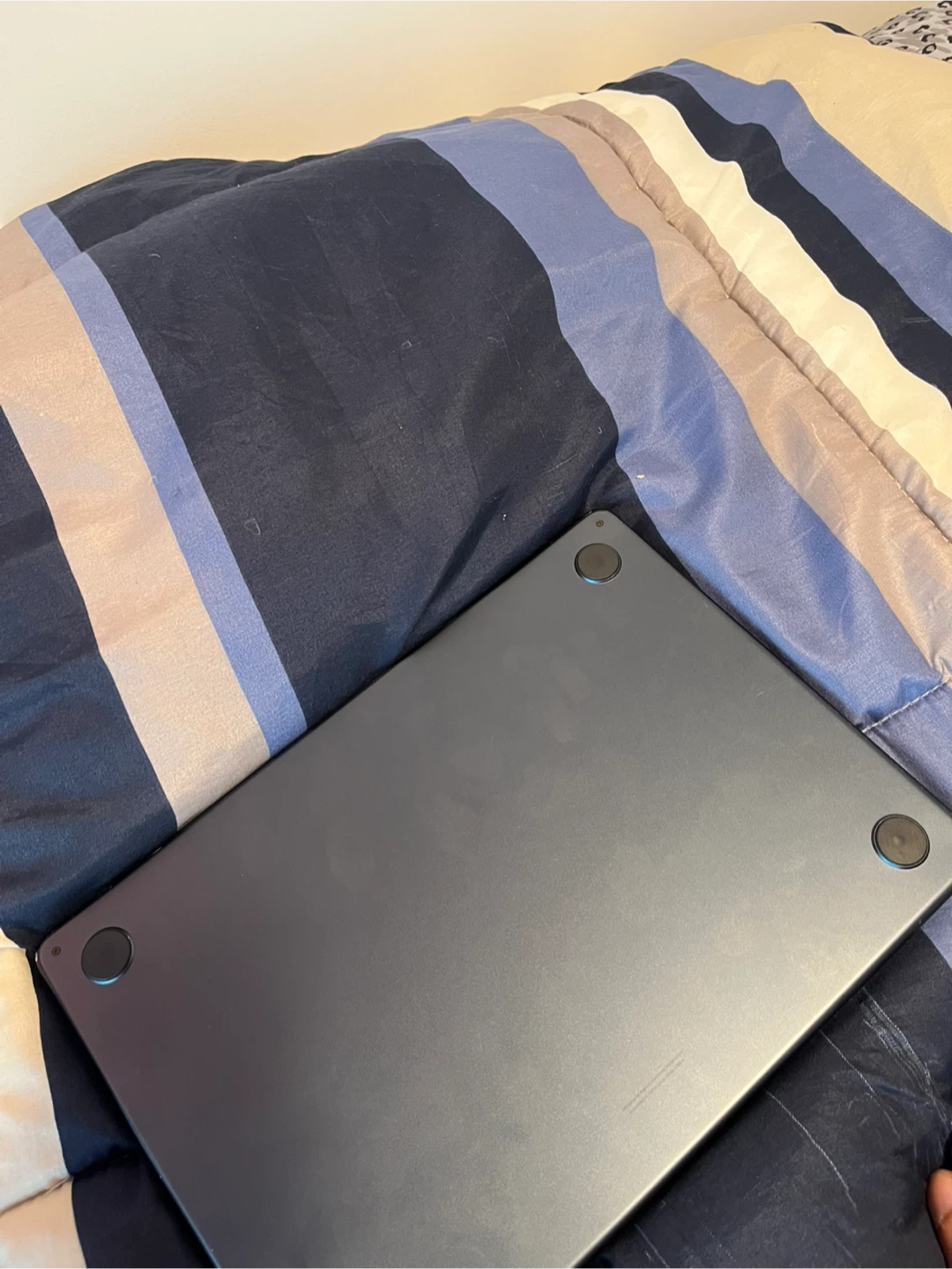 🚨 For Sale: 2023 MacBook Air M2 -Like New | 16GB RAM | 1TB SSD 🚨 - photo 3