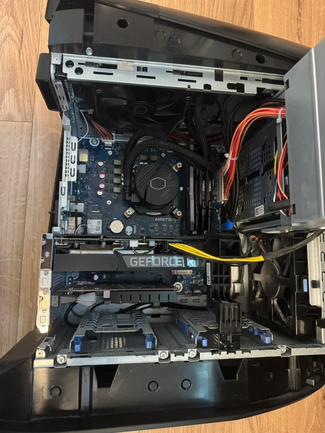 Custom Gaming PC - Ryzen 9 5950X, GeForce RTX thumbnail