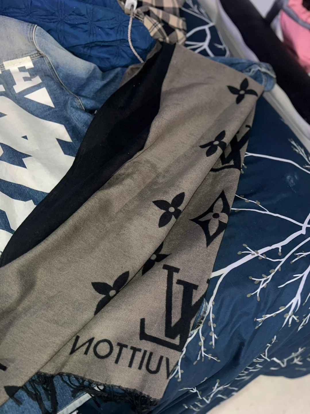 Louis Vuitton Scarf
