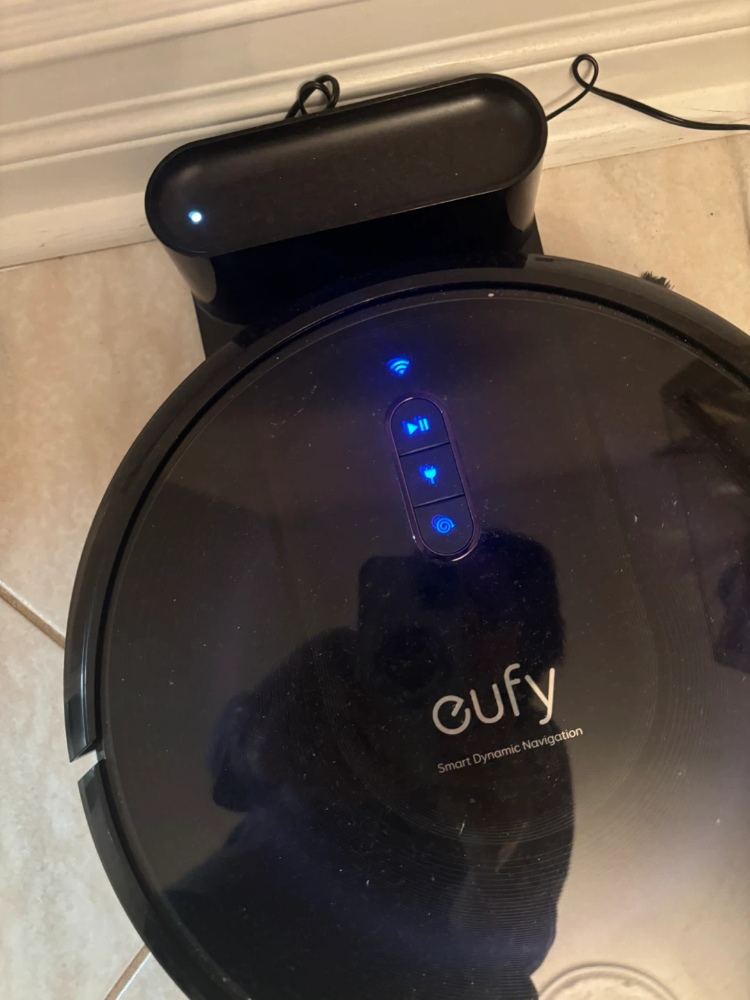 Eufy Smart Dynamic Navigation Robot Vacuum - photo 2