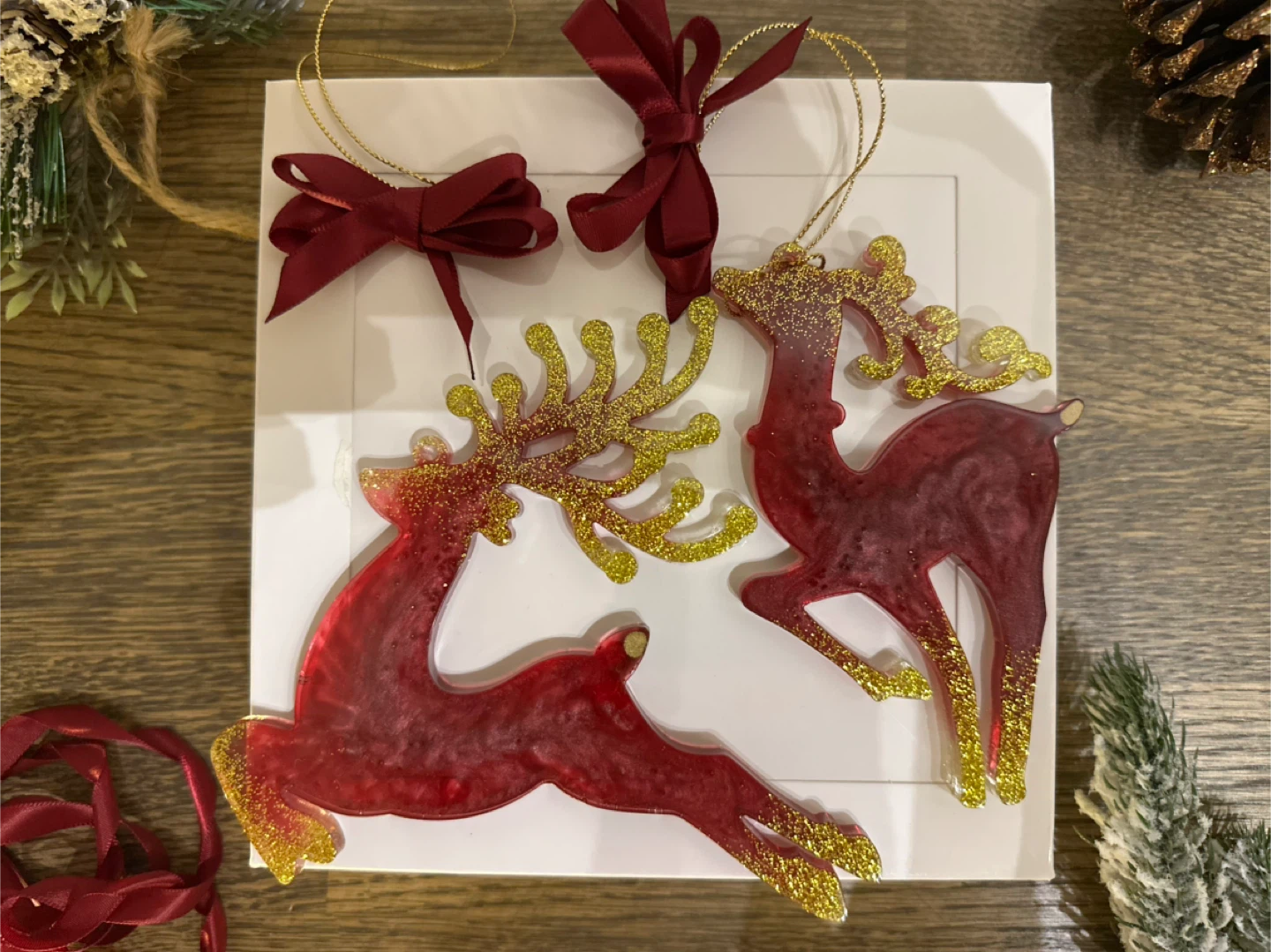 Set of 2 Resin Christmas Ornaments with Gift Box
