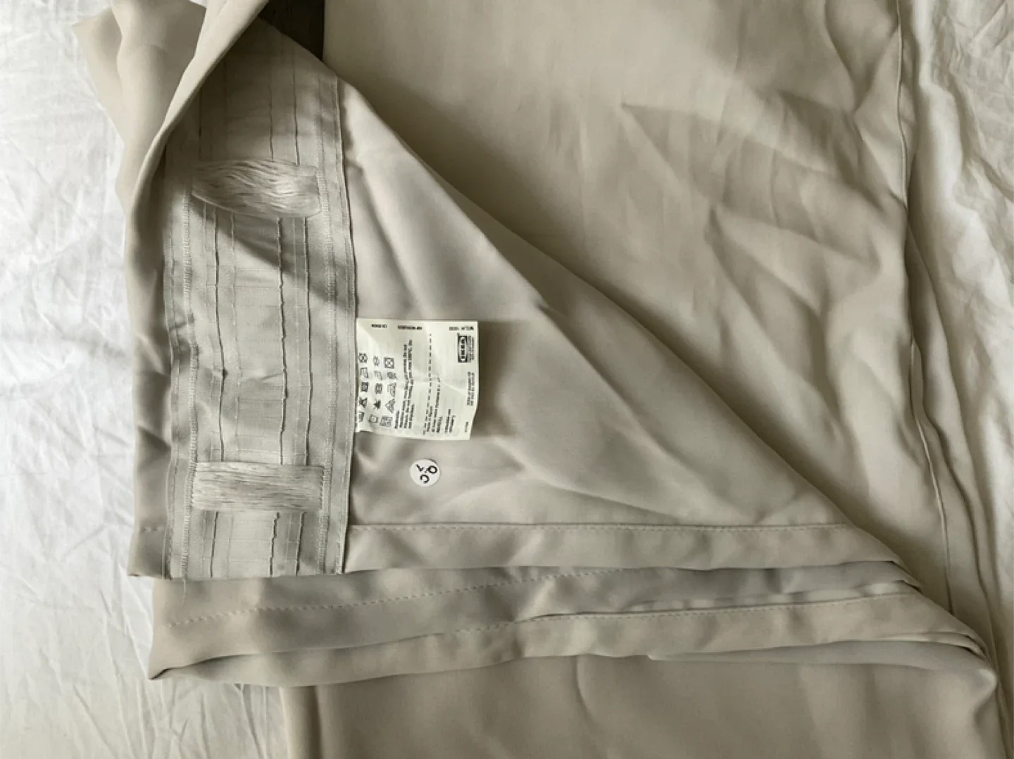 IKEA MAJGULL Room Darkening Curtains, Light Gray image indicator(2)