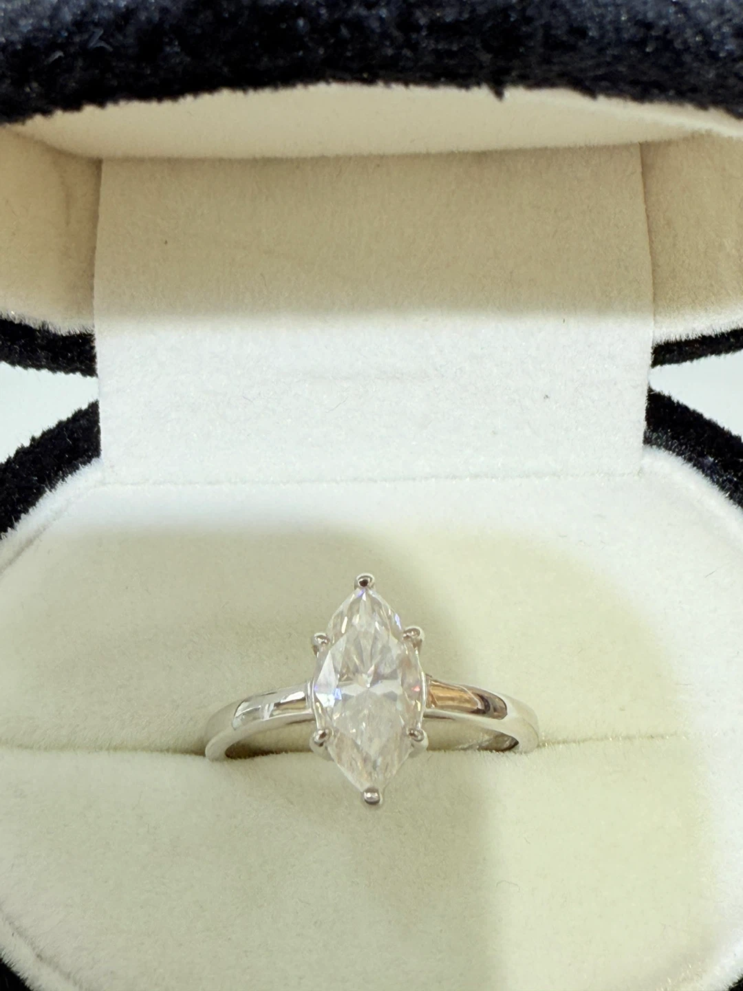 1 carat 925 sterling silver marquise cut moissanite ring - photo 2