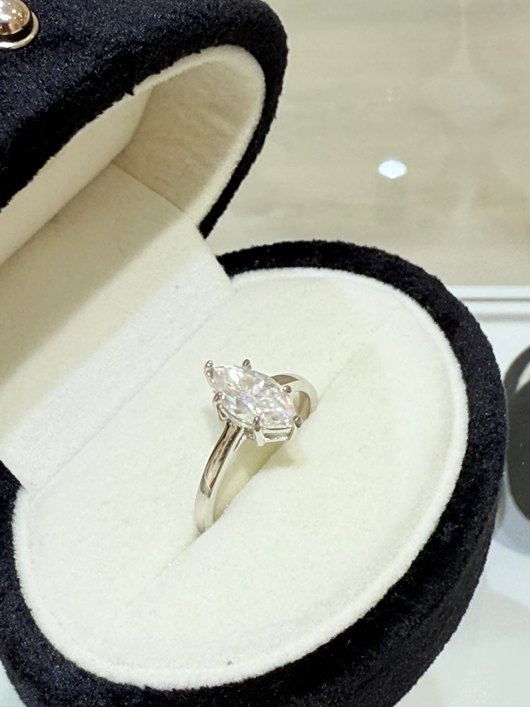 1 carat 925 sterling silver marquise cut moissanite ring - photo 3