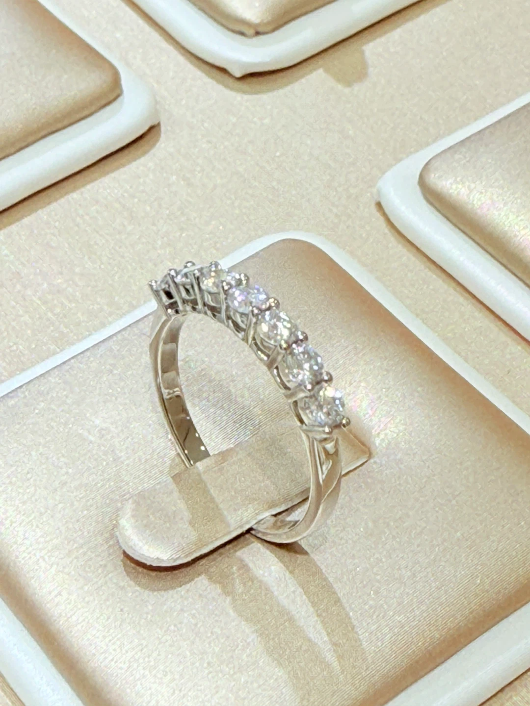 0.7 carats 925 sterling silver full moissanite ring - photo 3
