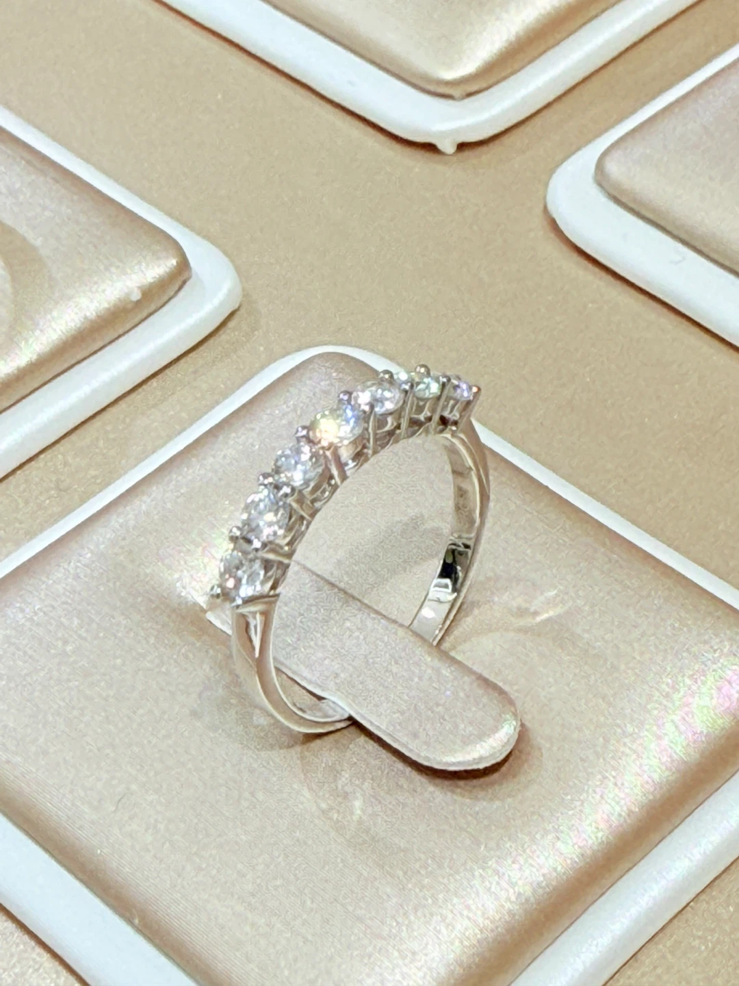 0.7 carats 925 sterling silver full moissanite ring - photo 5