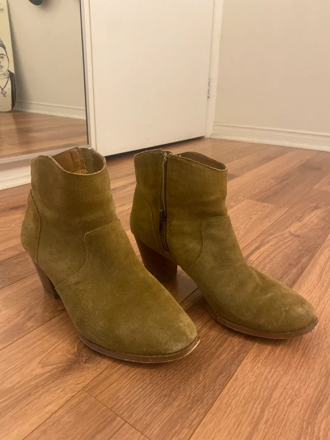 Beige Suede Ankle Boots - Size 9 image indicator(3)